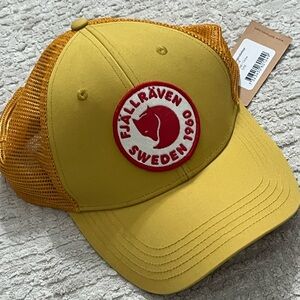 NWT Fjallraven Logo Hat